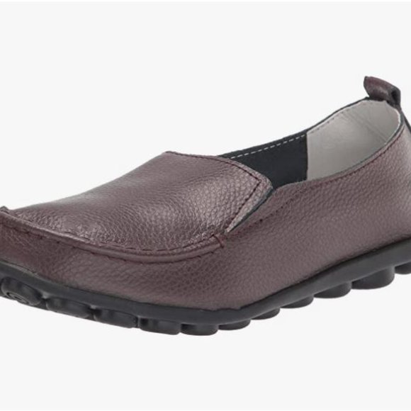 NWT Loafers: Faux Leather, Slip On, Rubber Soles, Lightweight, US 9.5 - Picture 4 of 13